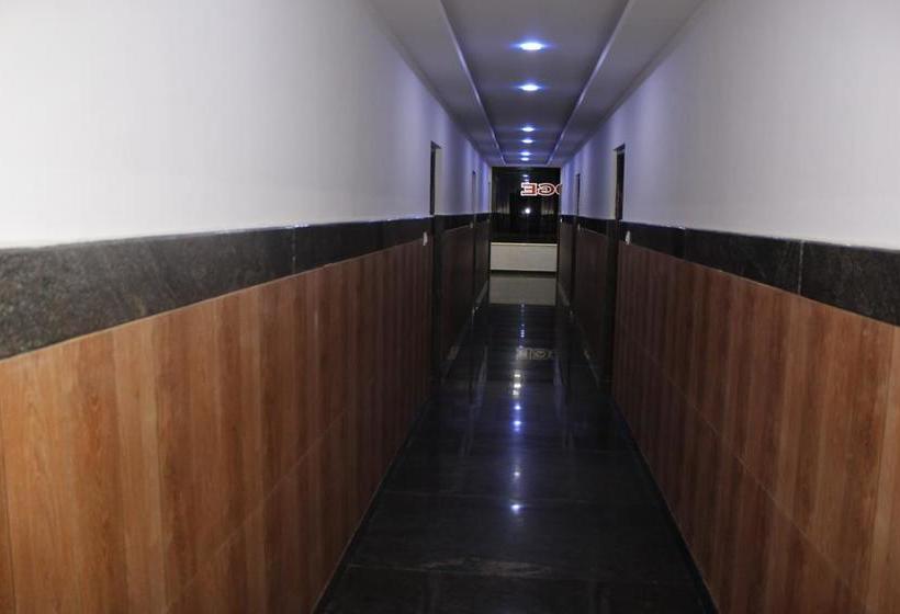 Hotel Bright Inn Comforts 9