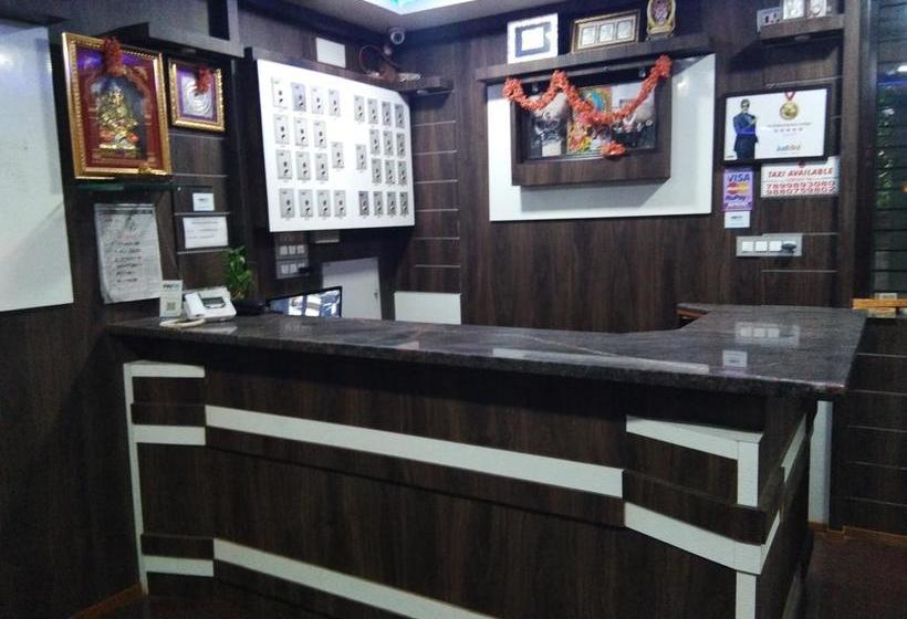 Hotel Sri Kalleshwara Lodge 16