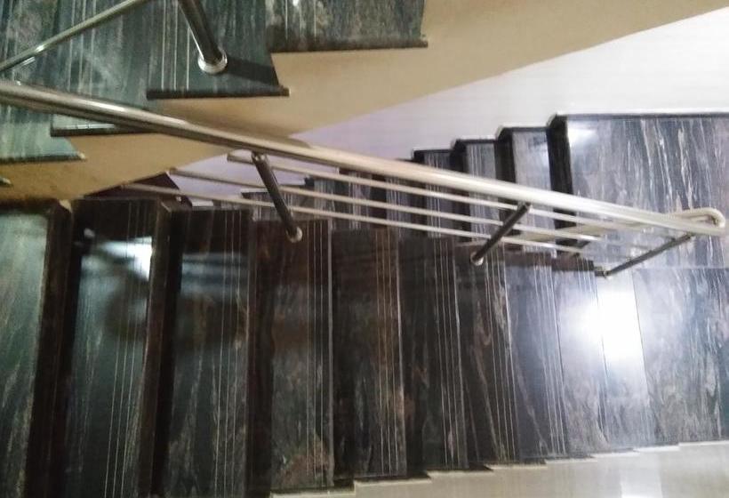 Hotel Sri Kalleshwara Lodge 19