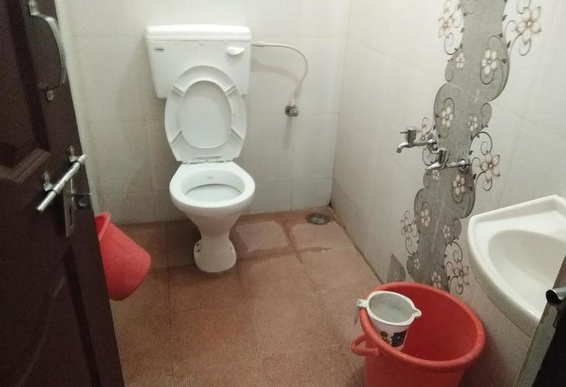 Hotel Sri Kalleshwara Lodge 5