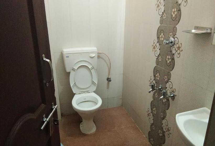 Hotel Sri Kalleshwara Lodge 6