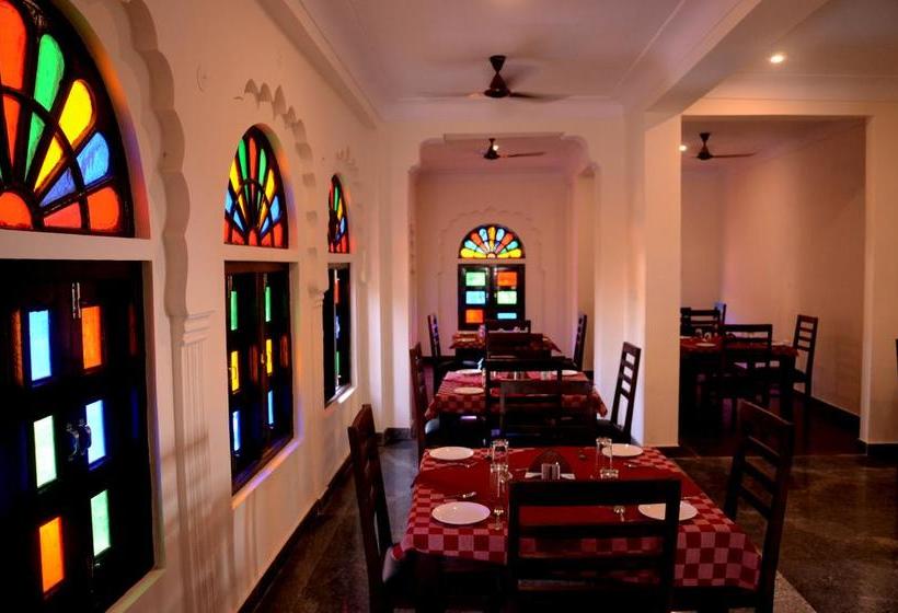 Hotel Moti Mahal A Heritage Haveli 13