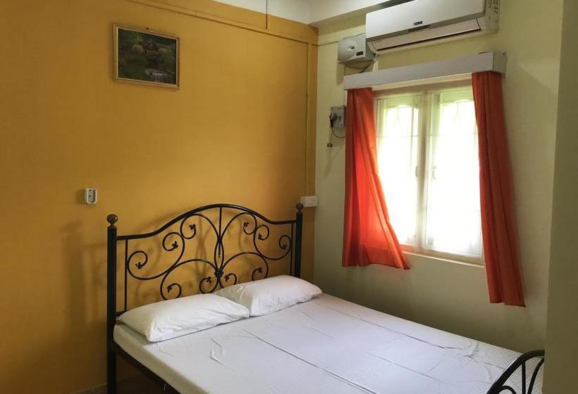 Hotel Urbban Castle 8