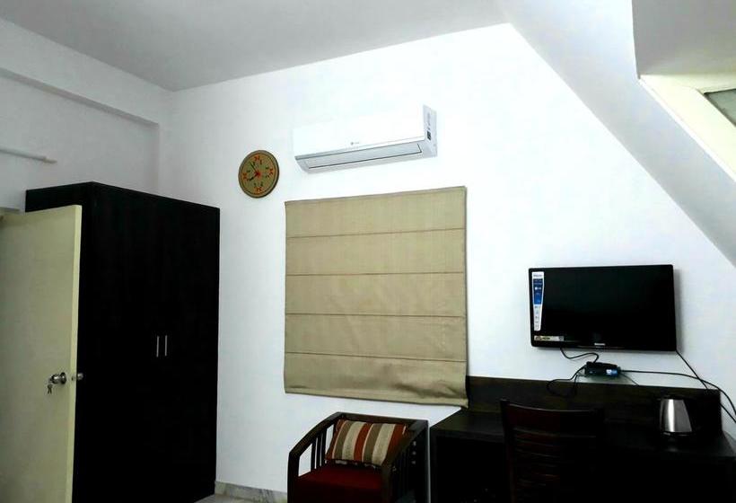 Bed and Breakfast Safarnama Agra 12