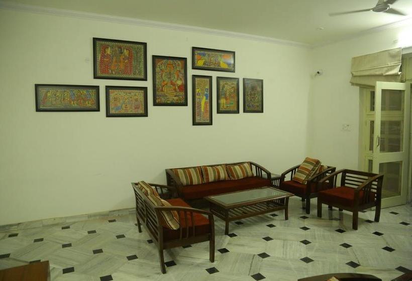 Bed and Breakfast Safarnama Agra 19