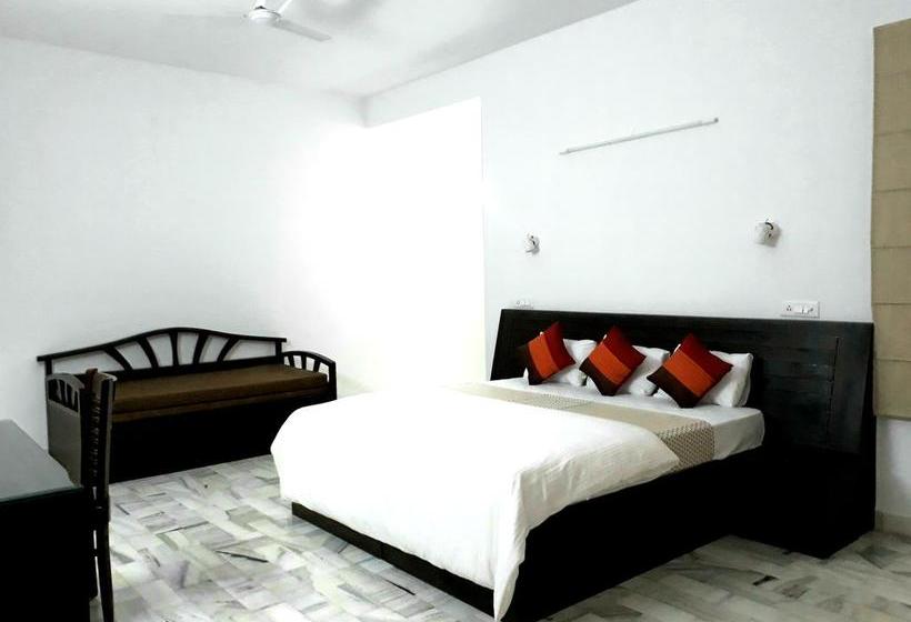 Bed and Breakfast Safarnama Agra 4