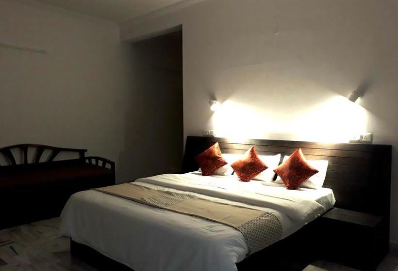 Bed and Breakfast Safarnama Agra 5