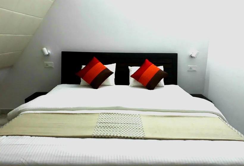 Bed and Breakfast Safarnama Agra 7