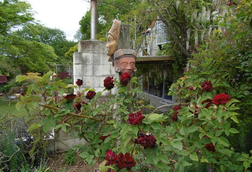 Ranui Retreat Bed And Breakfast 10