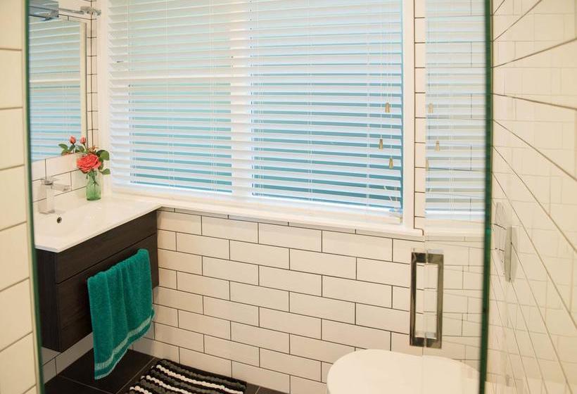 Bed and Breakfast Style In Ngaio 3