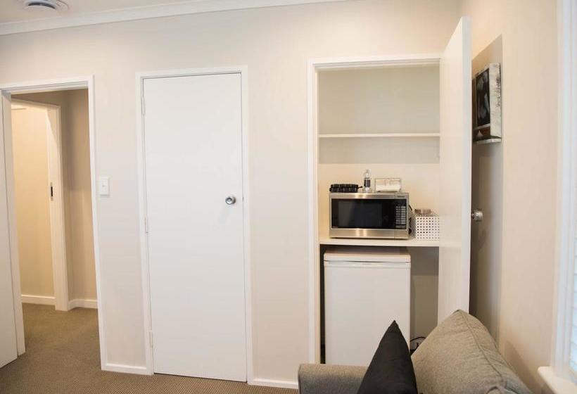 Bed and Breakfast Style In Ngaio 6