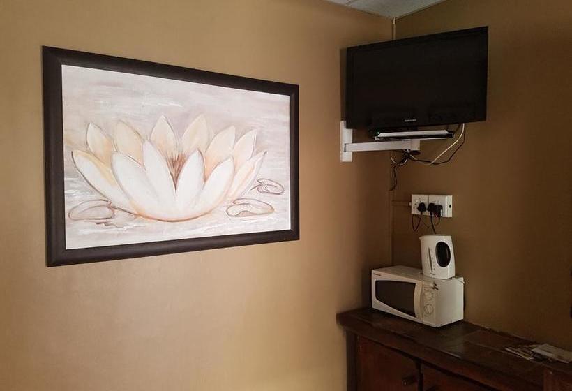 Bed and Breakfast Molopo Travel Inn 3