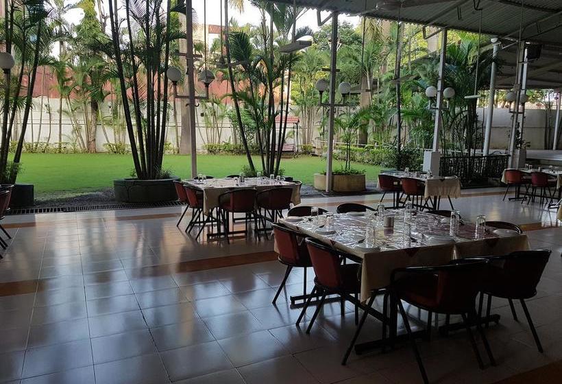 Hotel Yatri Niwas 18