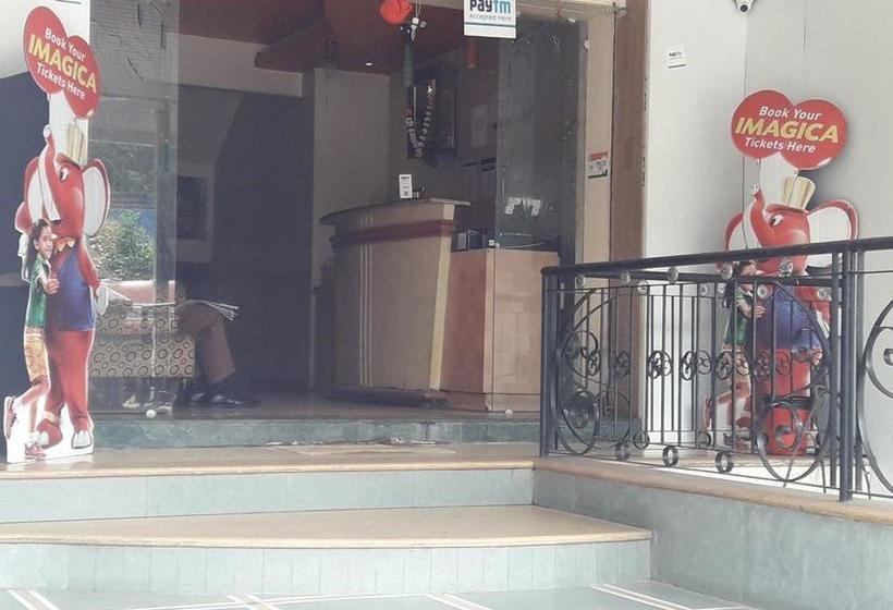 Hotel Ashwin White House 12