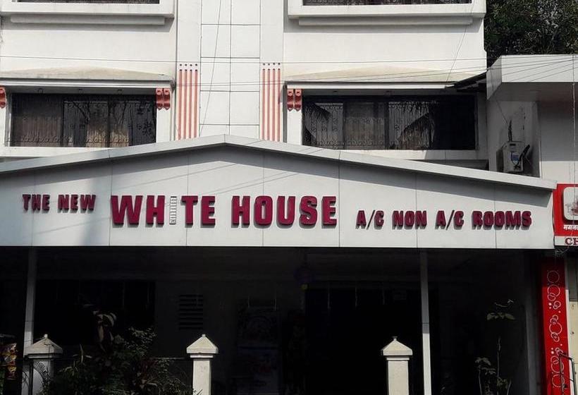 Hotel Ashwin White House 13