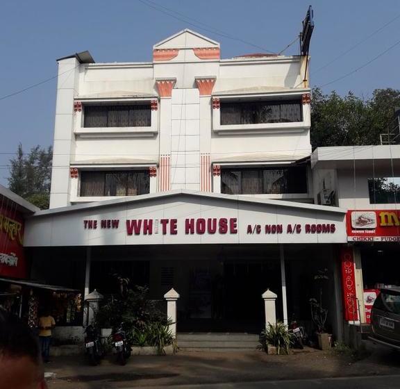 Hotel Ashwin White House 20