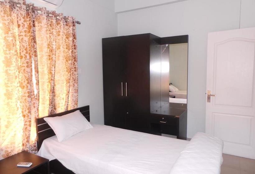 Hotel Plaza Residency 10