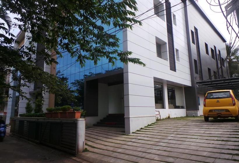 Hotel Plaza Residency 12