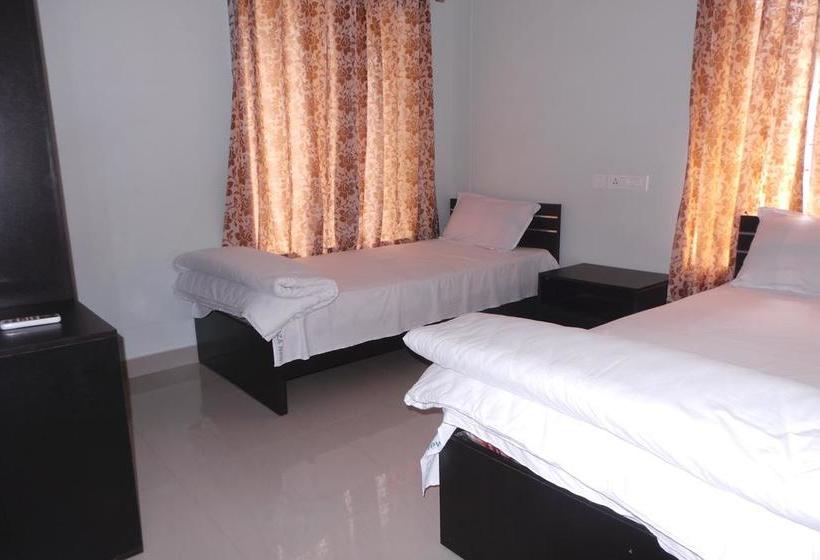 Hotel Plaza Residency 18