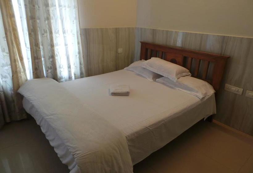 Hotel Plaza Residency 19