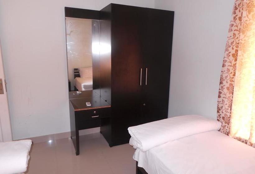 Hotel Plaza Residency 5