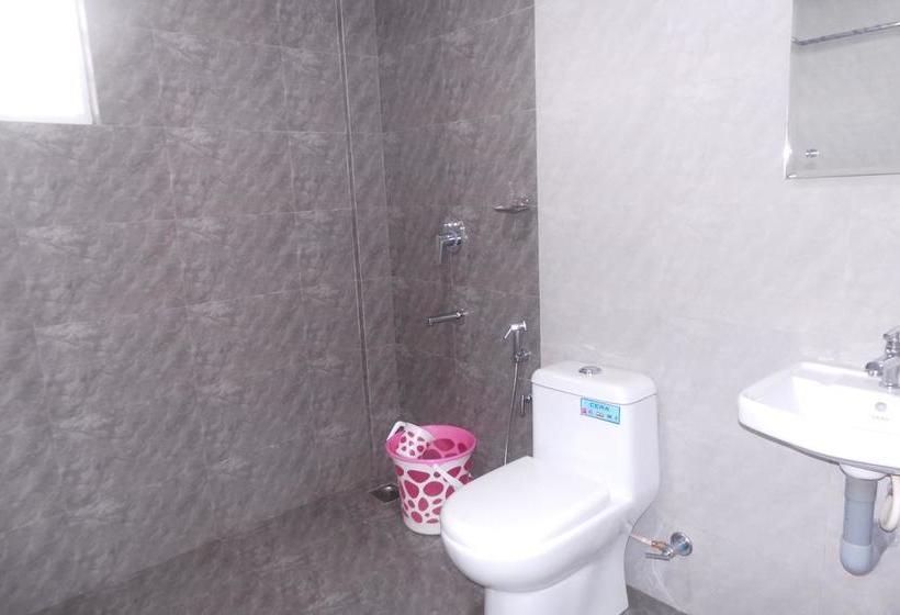 Hotel Plaza Residency 6