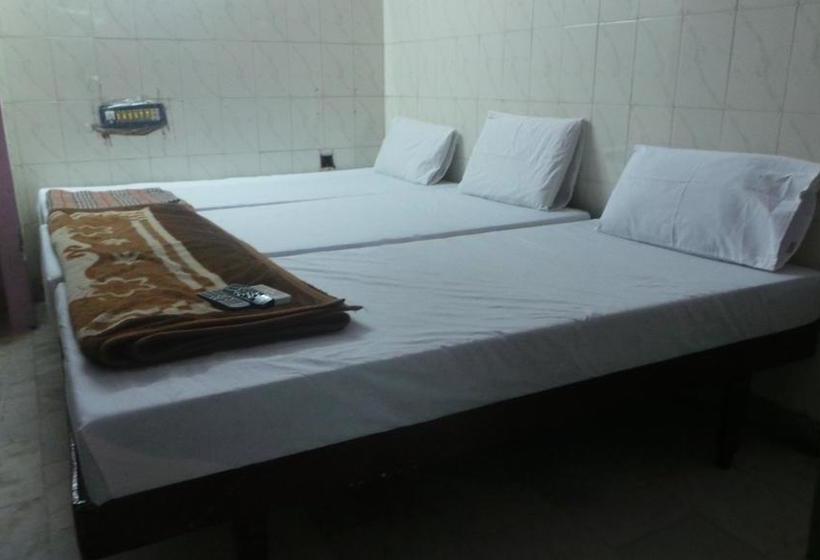 Hotel Sai Ram Deluxe 17