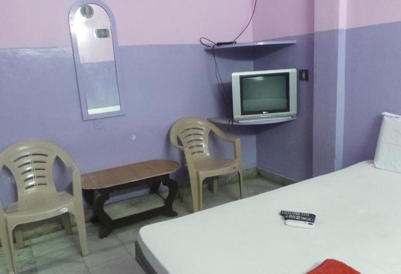 Hotel Sai Ram Deluxe 18