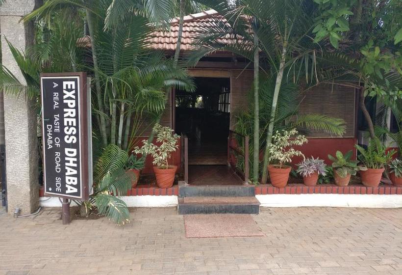 Hotel Hampi International 20