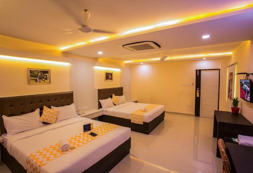 Fabhotel Cinemascope East Coast Road 14