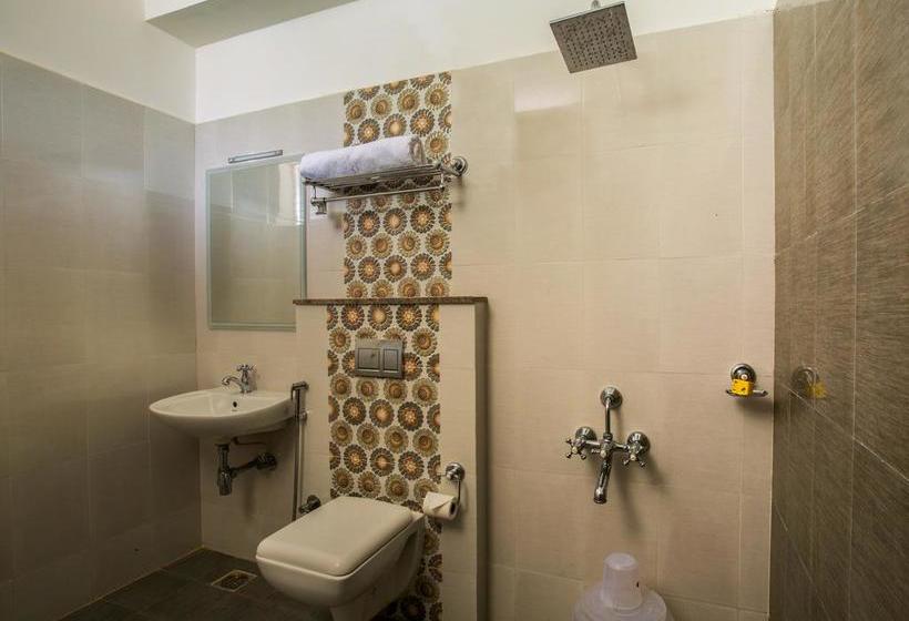 Fabhotel Cinemascope East Coast Road 17