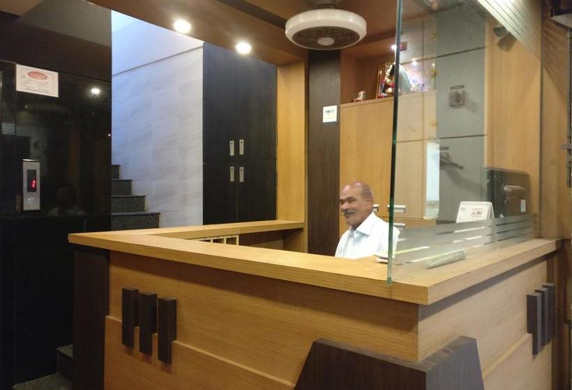 Hotel Brindavan Lodge 1