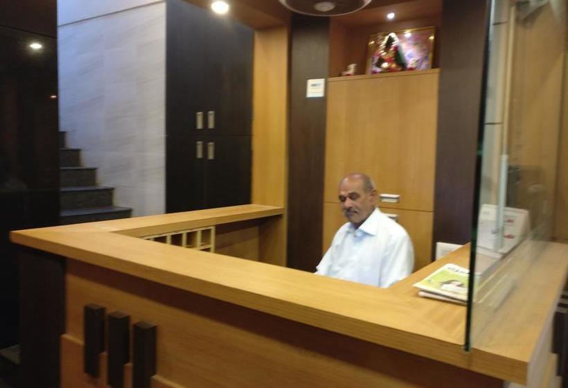 Hotel Brindavan Lodge 5