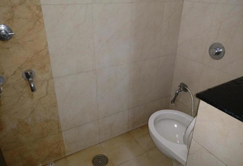 Hotel Brindavan Lodge 6