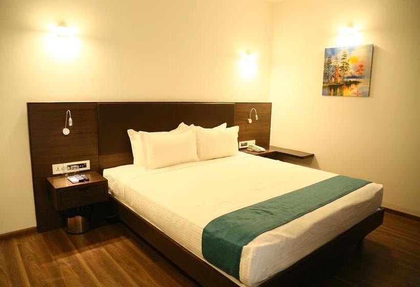 Hotel Patria Suites 11