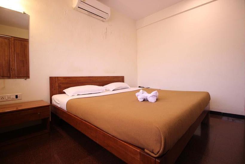 Hotel Room Maangta 132 @ Vile Parle West 1