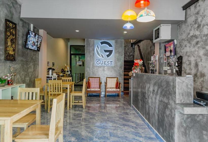 Hotel The Guest Krabi Town