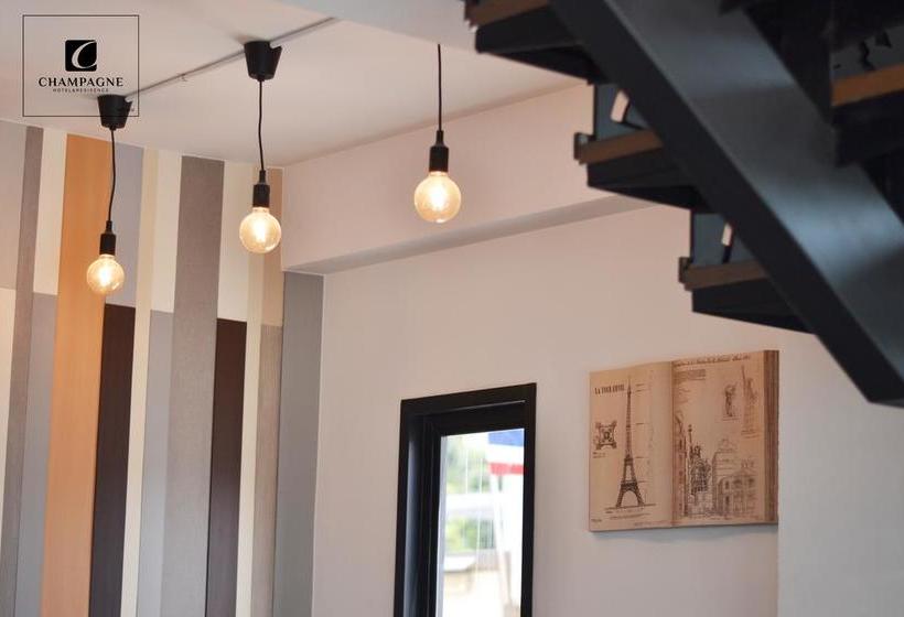 Campagne Hotel And Residence 13