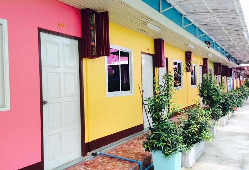 Hotel White Square Rayong 20