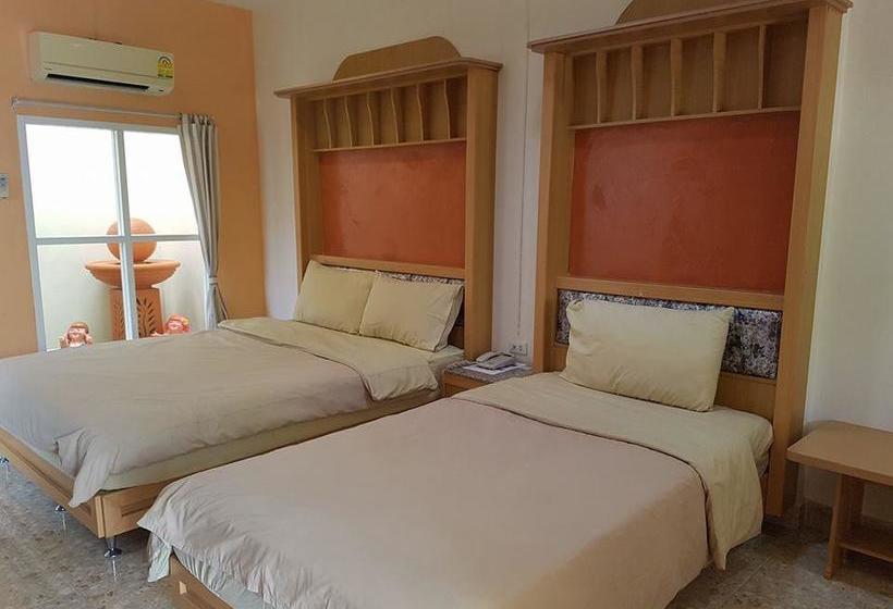 Hotel Ploy Resort Buriram 5