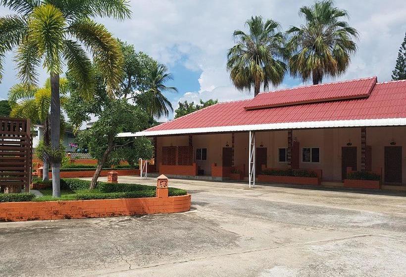 Hotel Ploy Resort Buriram 7