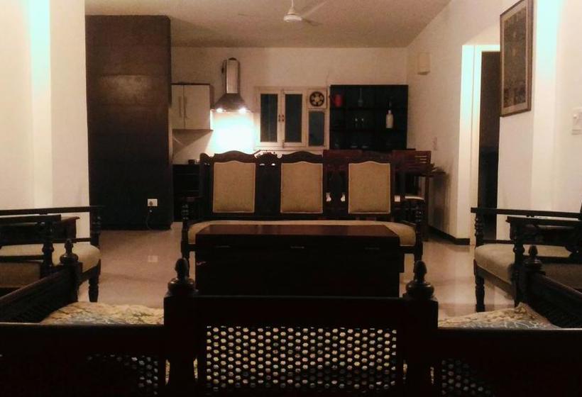 Bed and Breakfast Casa By The Canal Uttarakhand