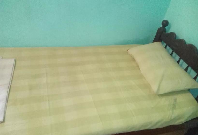 Hotel Prarthana Tourist Home 12