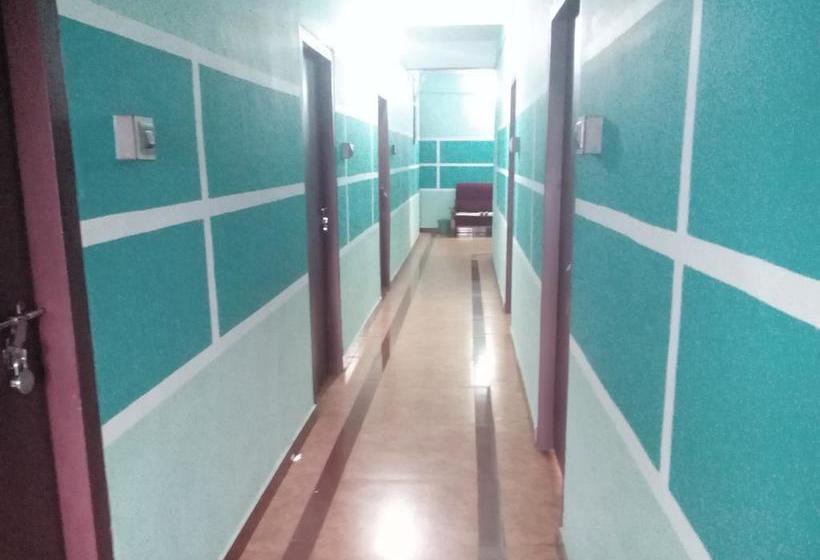 Hotel Prarthana Tourist Home 16