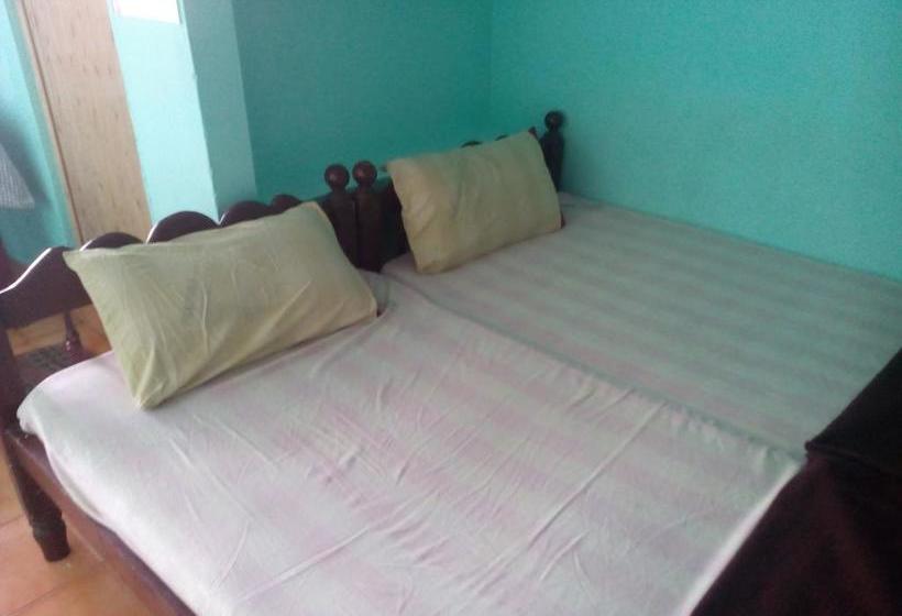 Hotel Prarthana Tourist Home 18