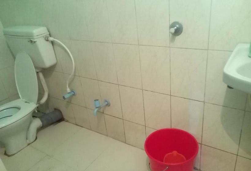 Hotel Prarthana Tourist Home 3