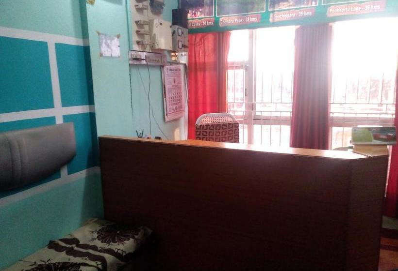 Hotel Prarthana Tourist Home 6