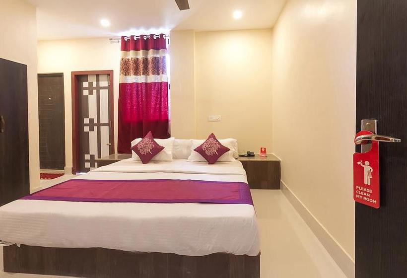 Hotel Oyo 5638 Om Regency I 16