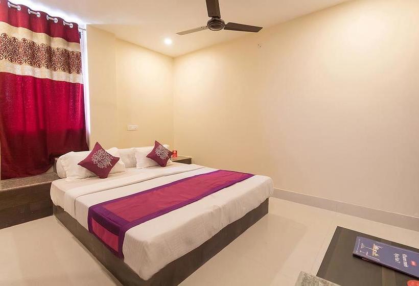 Hotel Oyo 5638 Om Regency I 19