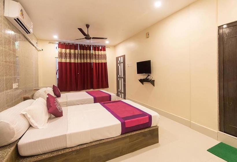 Hotel Oyo 5638 Om Regency I 7